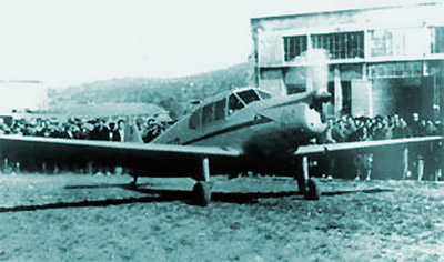 Пътнически самолет ЛАЗ-8